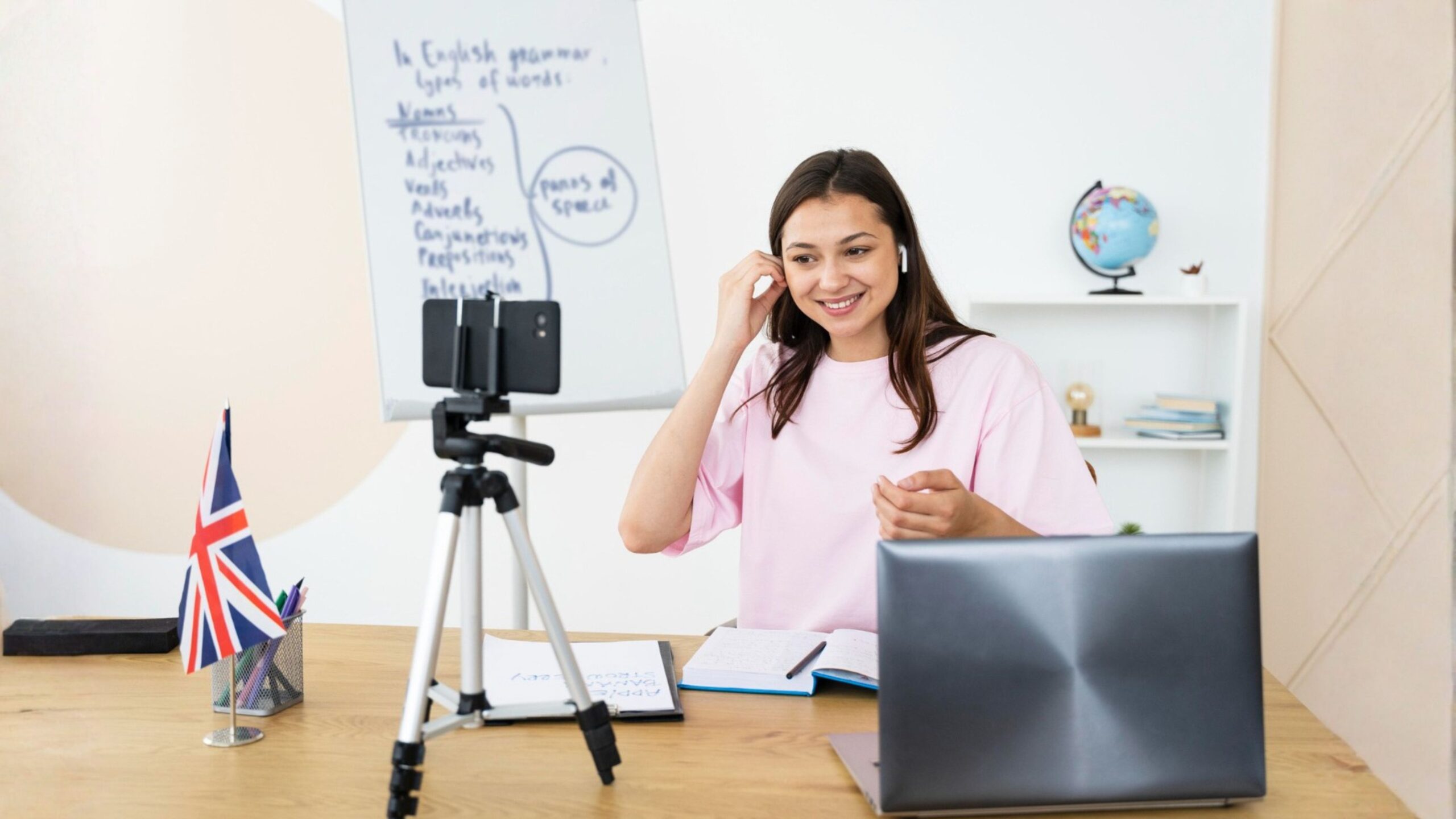 Tố chất cần có: Bạn phù hợp với Quan hệ quốc tế hay Ngôn ngữ Anh?