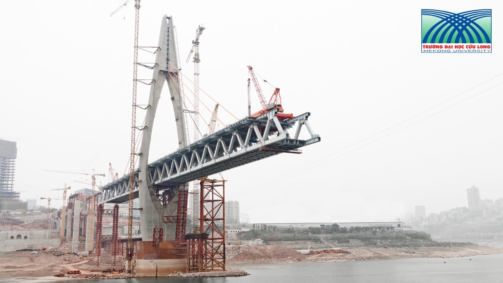 ẢNH WEB TS HUTECH (31)